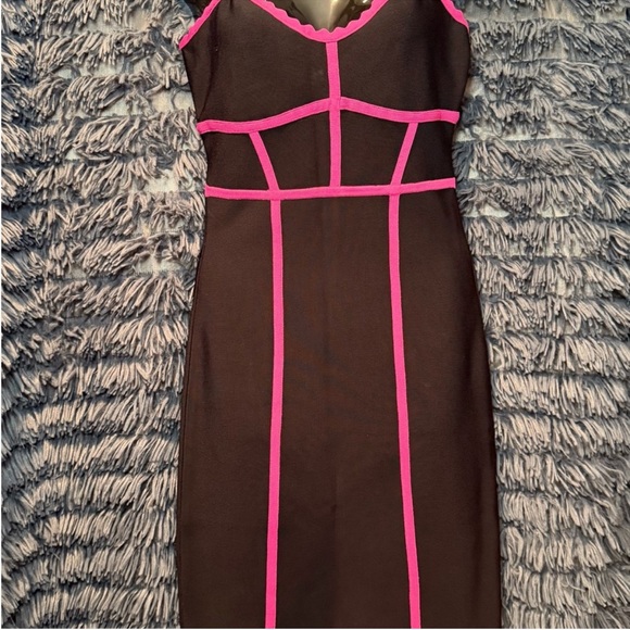 BCBG Black and Pink bodycon Dress - Picture 3 of 4